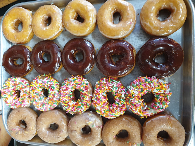 Donuts (Oceans Market) storefront
