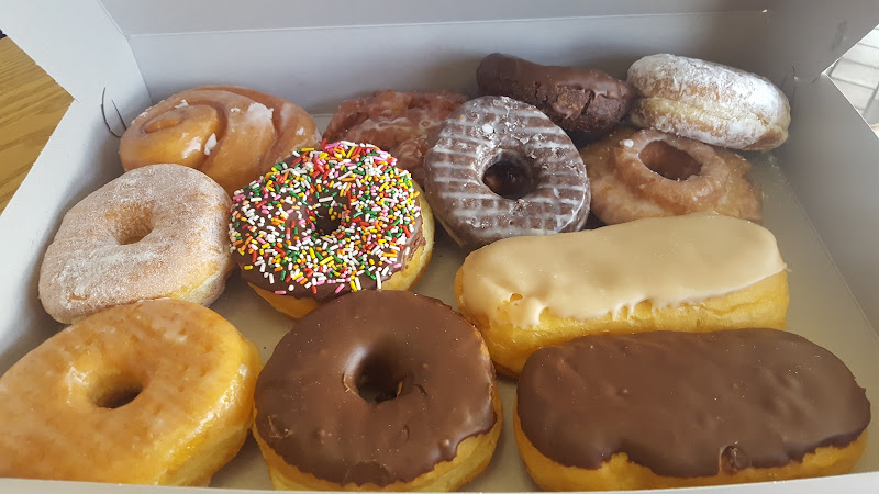 Sunny Donuts storefront