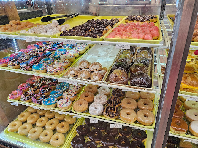 Tas-T-O Donuts Millington storefront