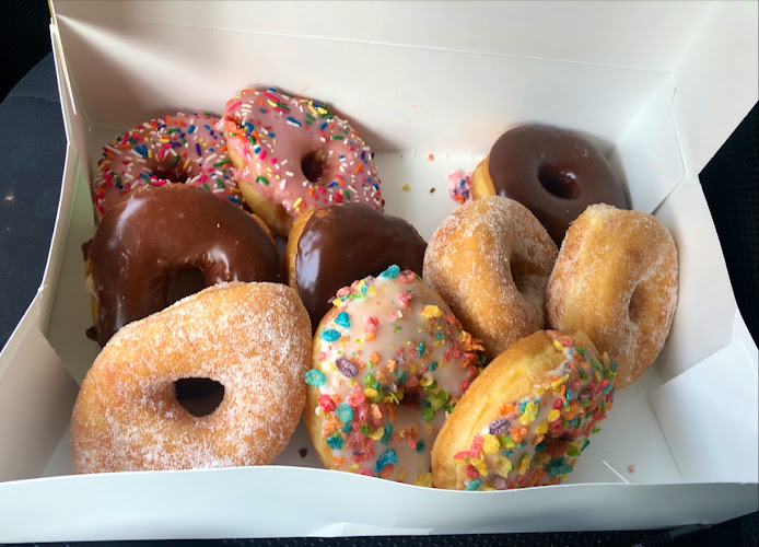 Donut Time storefront