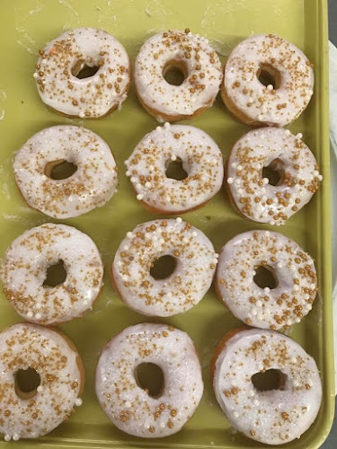 Breckenridge Donuts storefront