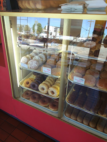 Donut House storefront