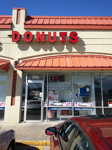 Story Donuts storefront