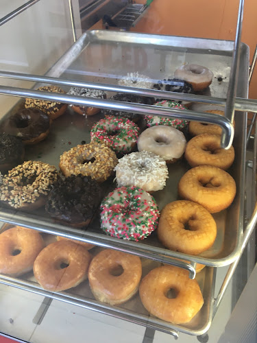 Jolly Donuts storefront