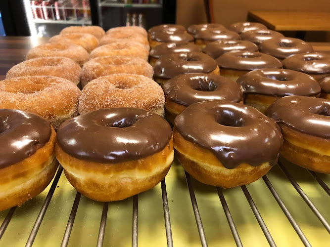 ABC Donuts storefront