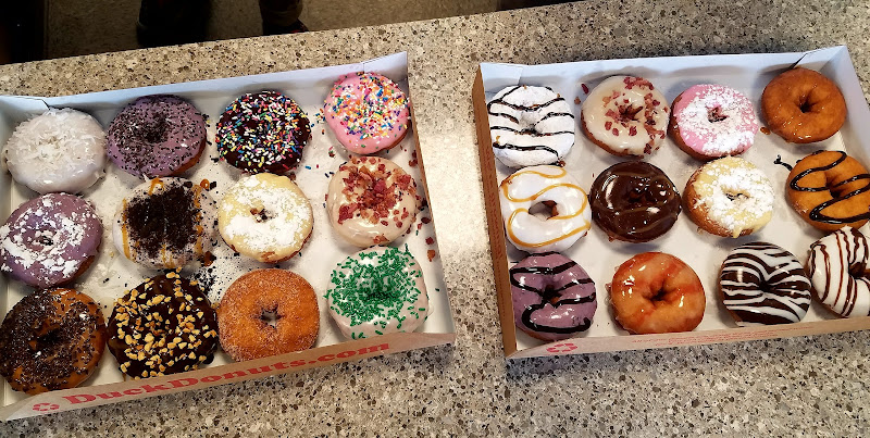 Duck Donuts storefront