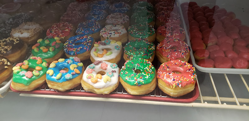 Kim's Donut Place storefront