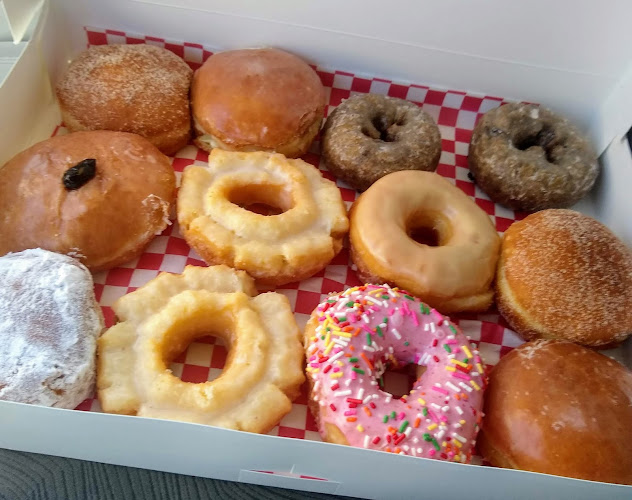 Lickin' Good Donuts storefront