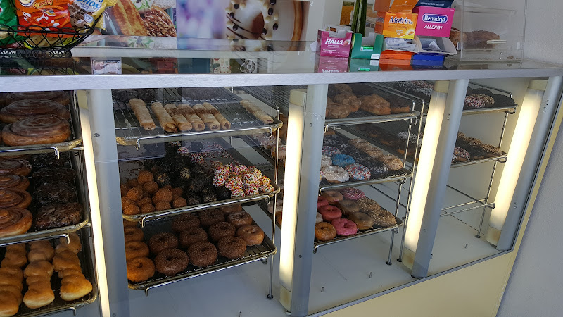 Old Fashion Donuts storefront