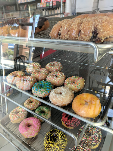 Sprinkles Donuts storefront