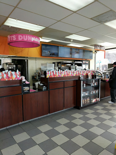 Dunkin' storefront