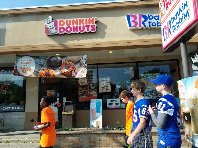 Dunkin' storefront