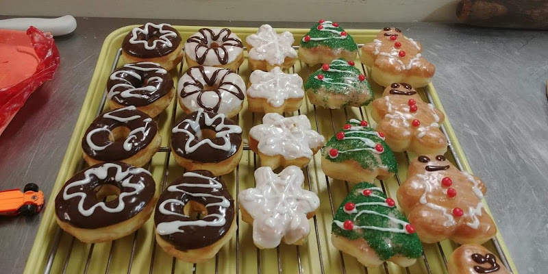 Winters Donuts storefront