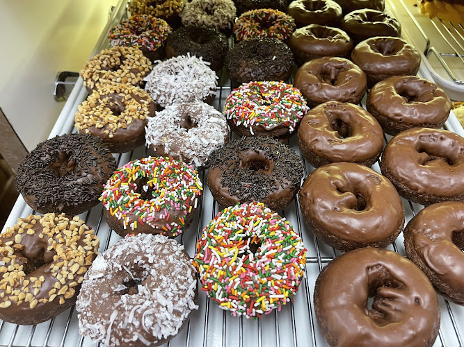 Golden Donut Place storefront