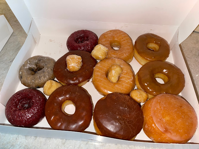 Ripley Donuts storefront