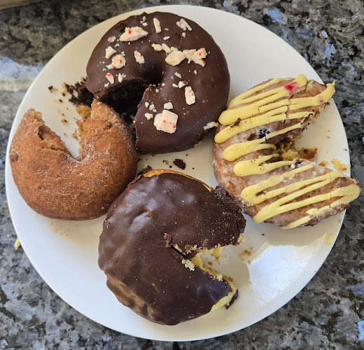 Willow Tree Donuts storefront