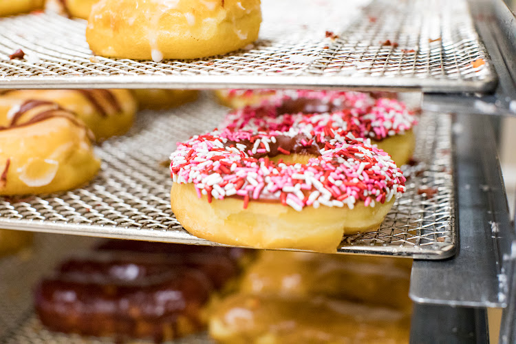 Nigh-Time Donuts storefront