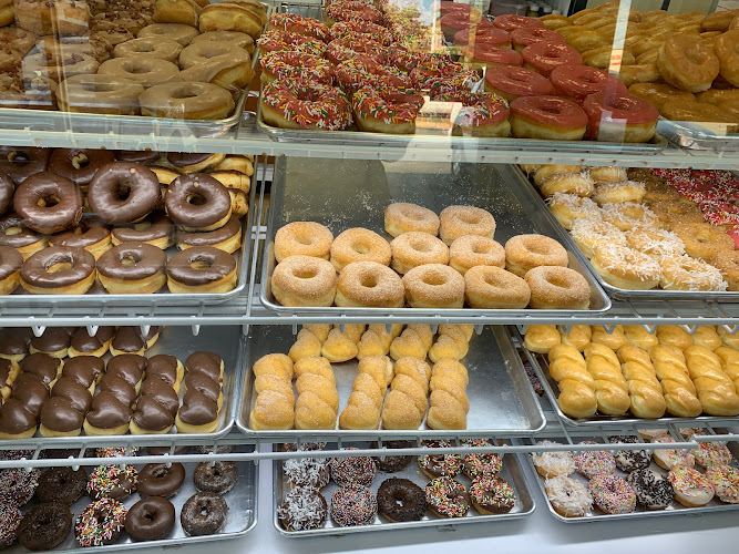 Dannys Donuts #1 storefront