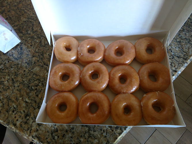 Southern Maid Donuts - Silsbee storefront