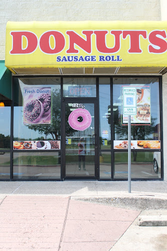 Desoto Donut & Cafe storefront