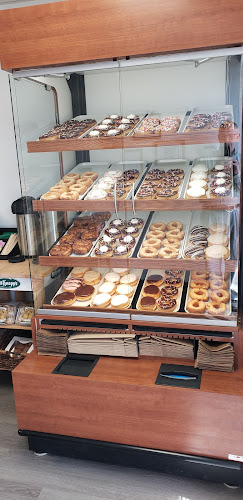 Bill Knapp's Bakery Outlet storefront