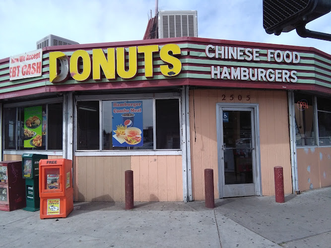 Christy's Donuts storefront