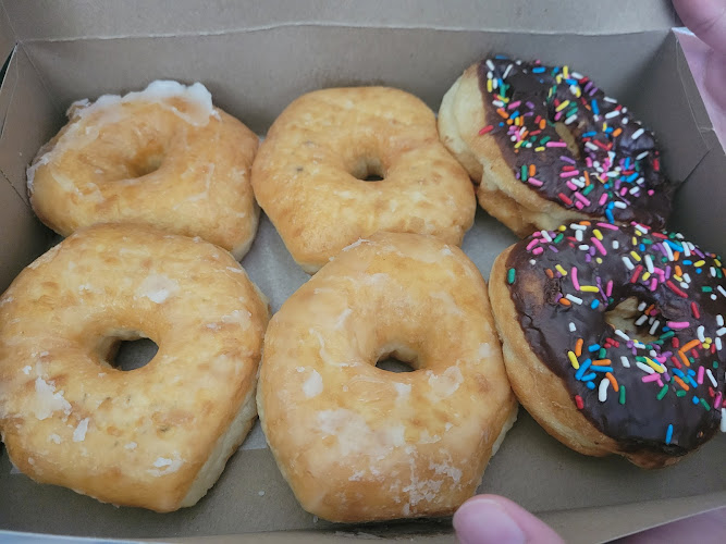 Shipley Do-Nuts storefront