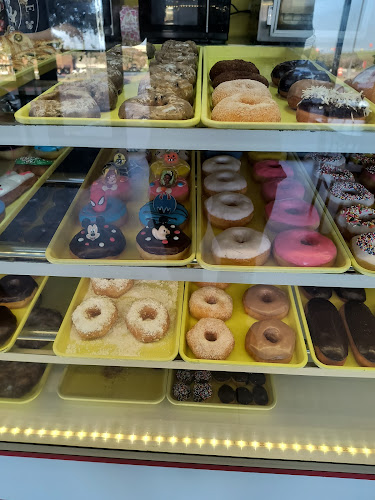 Joy Donut storefront