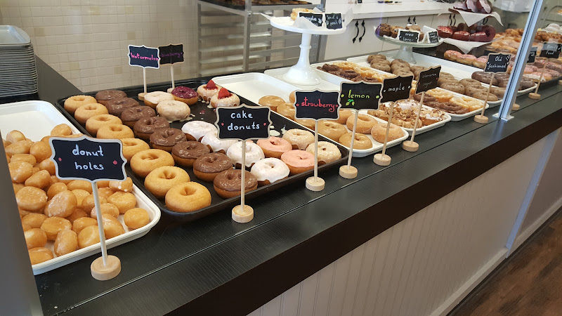 Delightful Donuts storefront