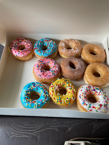 Bill & Fayes Do-Nuts storefront