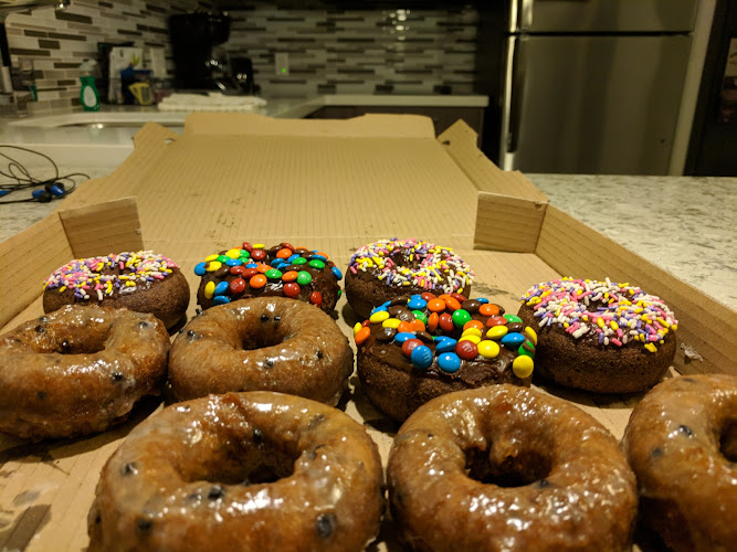 M & M Donuts storefront