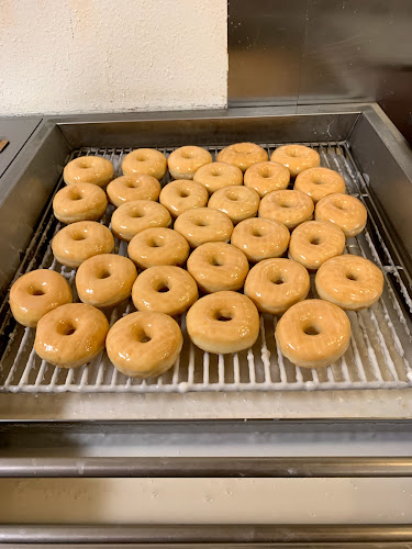 Daylight Donuts storefront