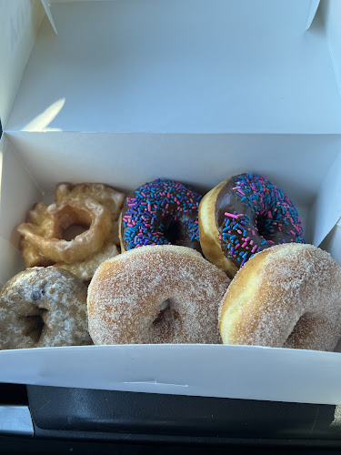 Castle Rock Donuts storefront