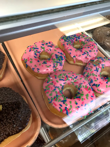 Spudnuts Donuts storefront