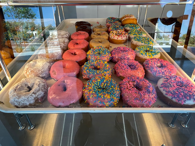 S & S Donuts and Bake Shop - Saugus storefront