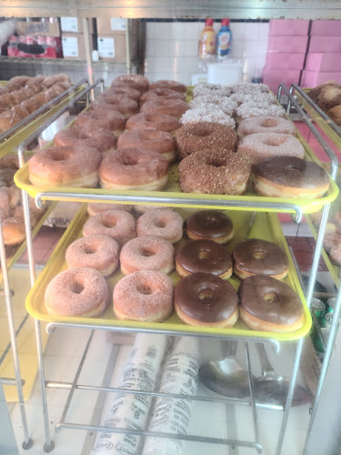 Sugar Doughnuts storefront