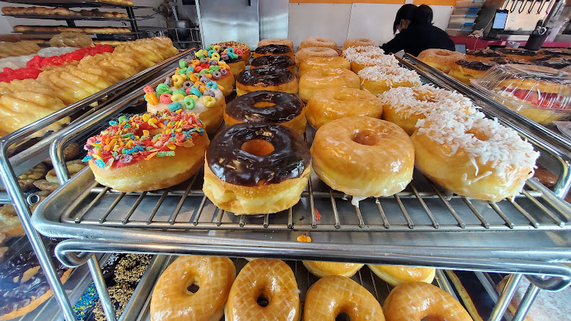 Ontario Donuts storefront