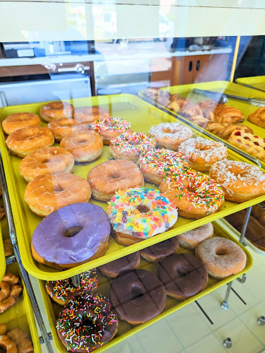 Donut City storefront