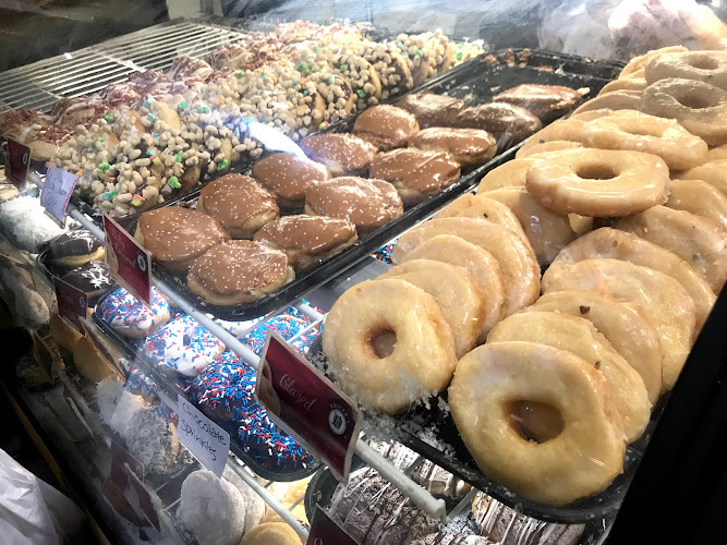 Beiler's Donuts storefront