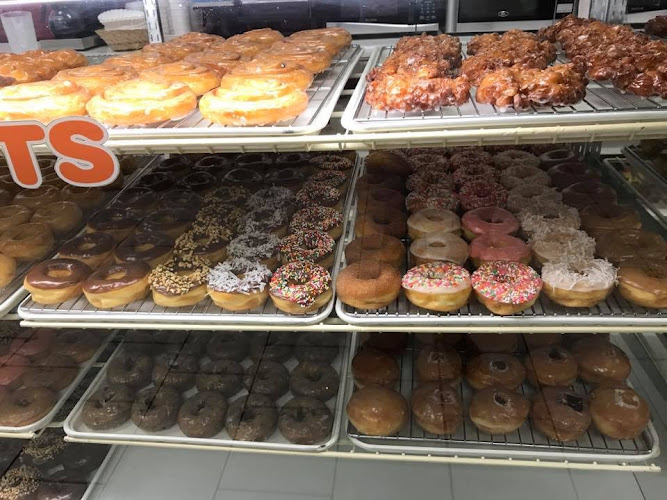 Fresh Donuts storefront