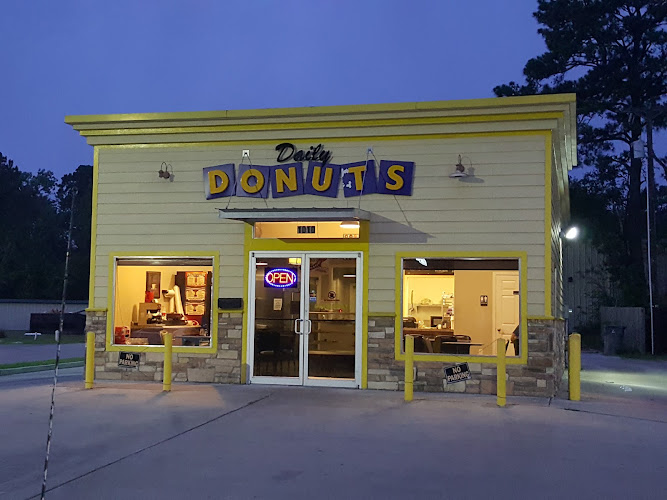 Daily Donuts storefront