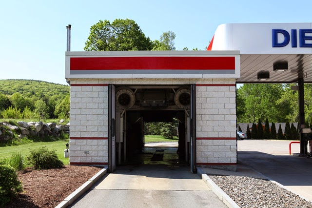 T-Bird Mini Mart storefront