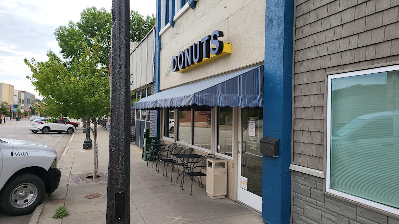 Daylight Donuts storefront