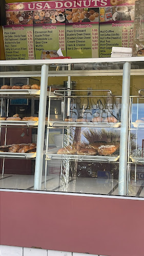 USA Donuts & Croissants storefront