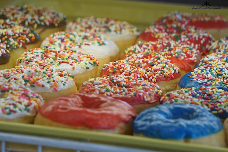 Bradley's Donuts storefront