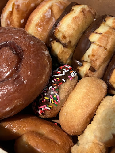 Sammy Goode's Donuts & Ice Cream storefront