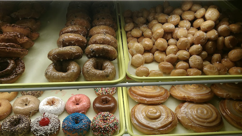 Daylight Donuts storefront