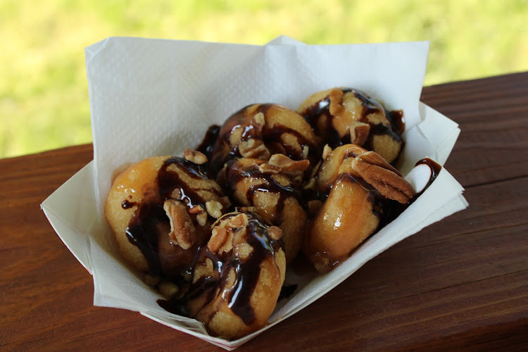 Poppin Minis Donuts storefront