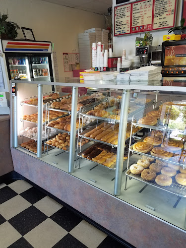 Judy's Donut storefront