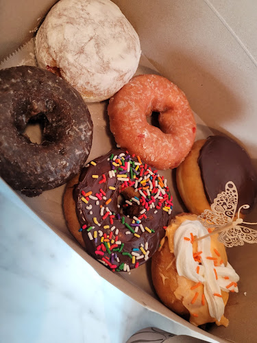 Donut Kraze storefront